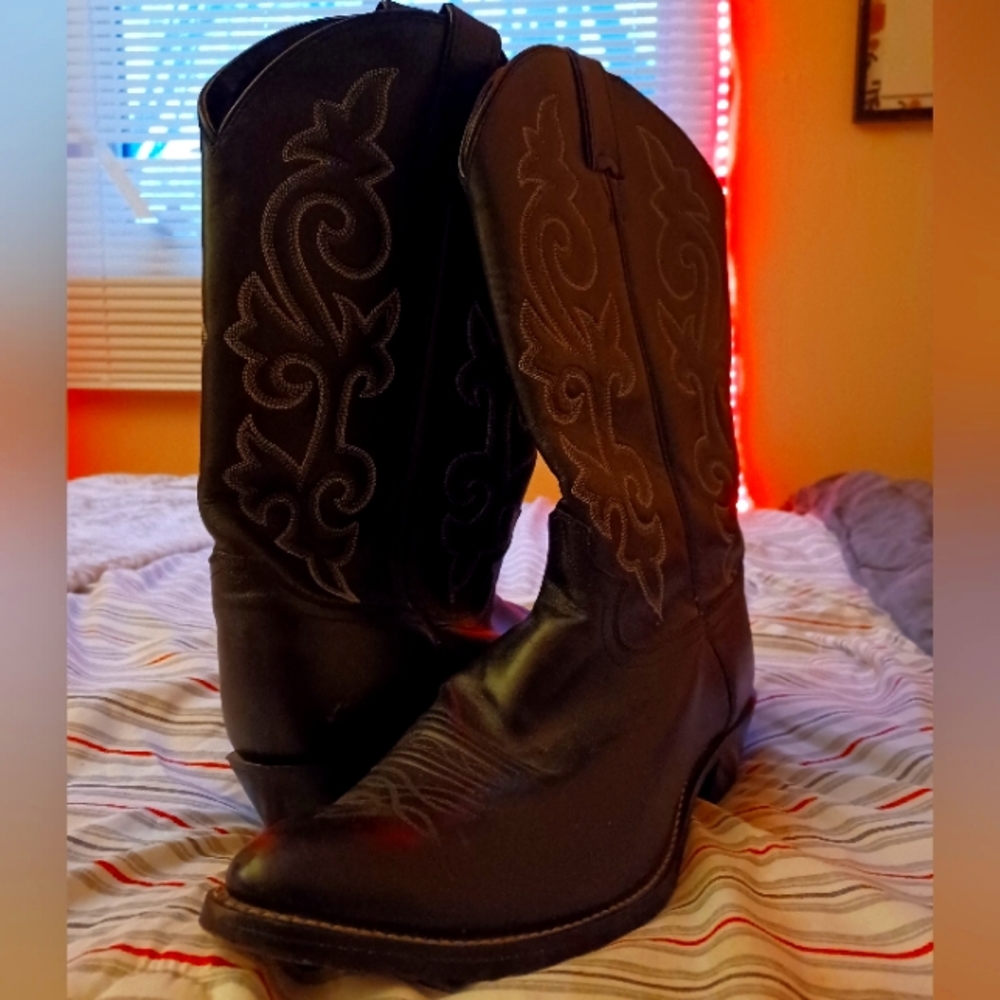 Justin Men's Cowboy Boots